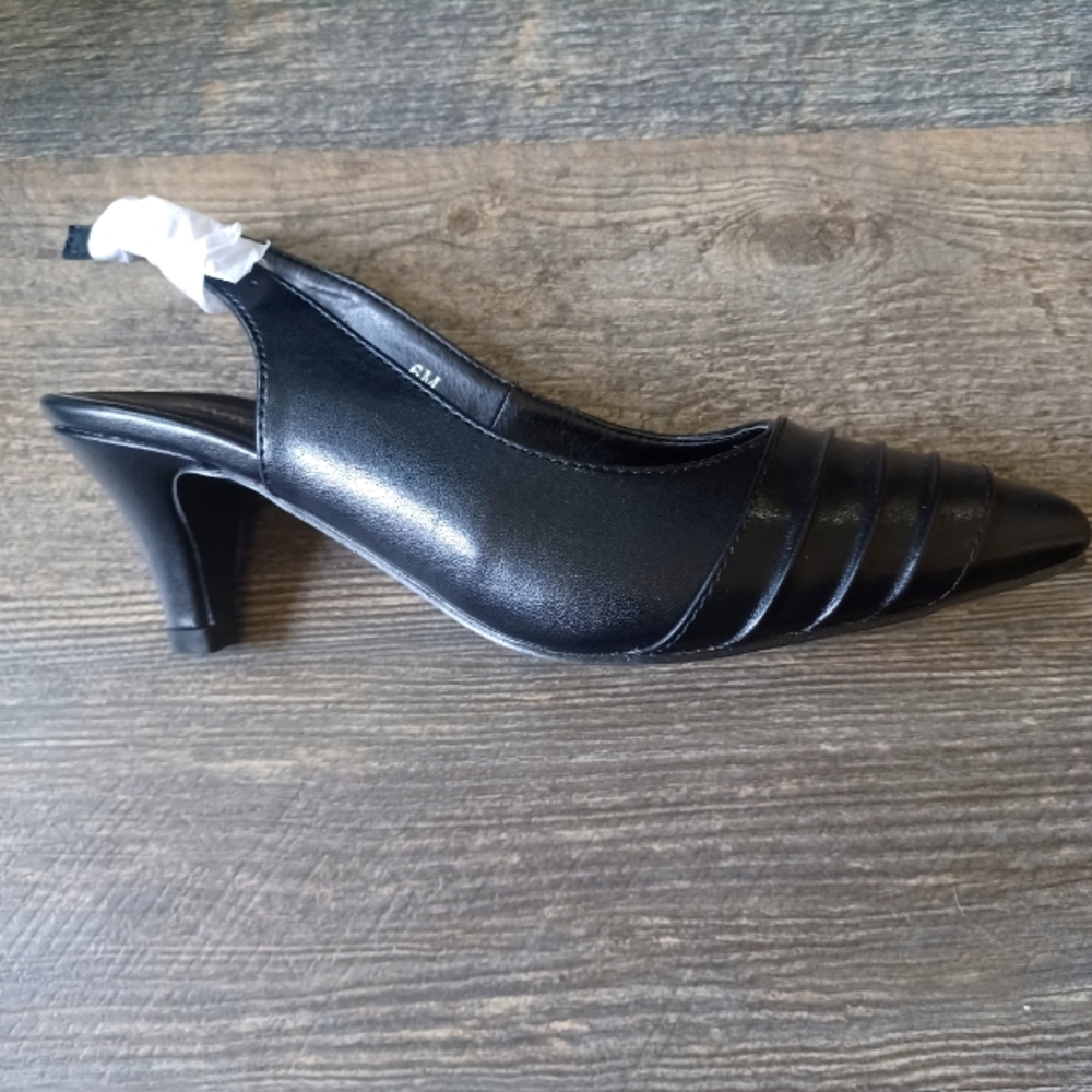 Monroe & Main Black Slingback Heels